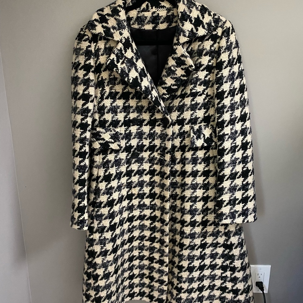 Lorendale Tweed wool coat